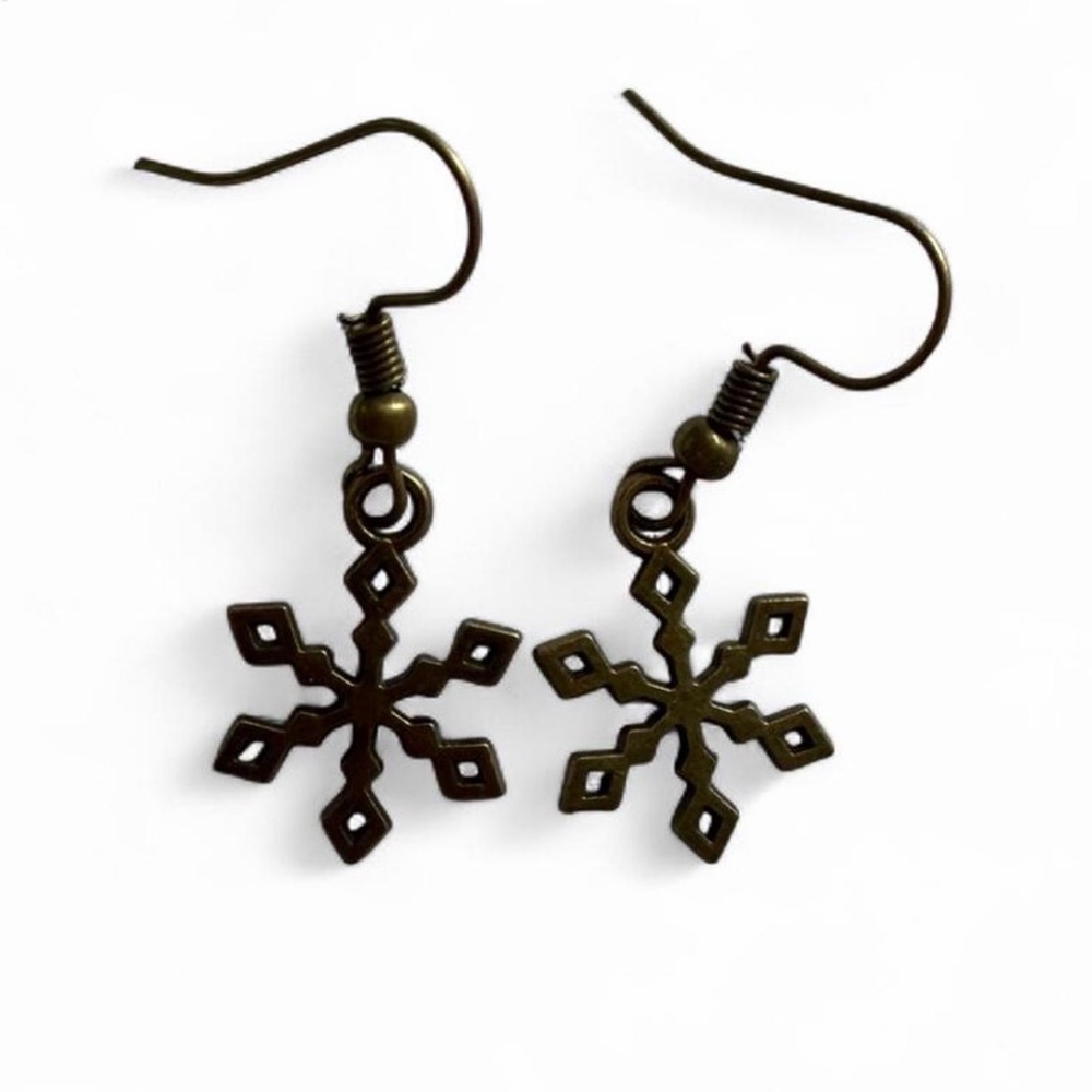 ❄️ Handmade Artisan Antique Bronze Snowflake Dangle Earrings ❄️
